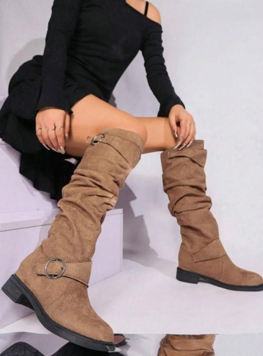 New Women's Suede Knee-High Boots For Autumn And Winter, Featuring A Ring Buckle And Ruched Design, With Chunky Heels, Suitable For Daily Outings And Party Outfits. Eversky Store